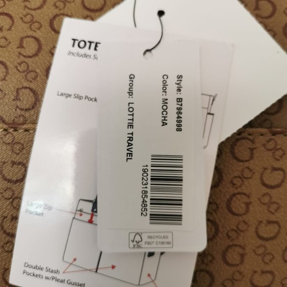 Guess Diaper Bag / Travel Bag | Color: Mocha| Size large - Picture 5 of 13